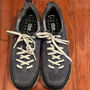 Clarks Women's blue Lace-up wave walk shoes